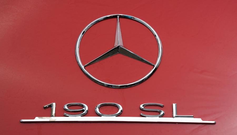  Mercedes-Benz 190 SL 1961 года  (фото 3 из 6)